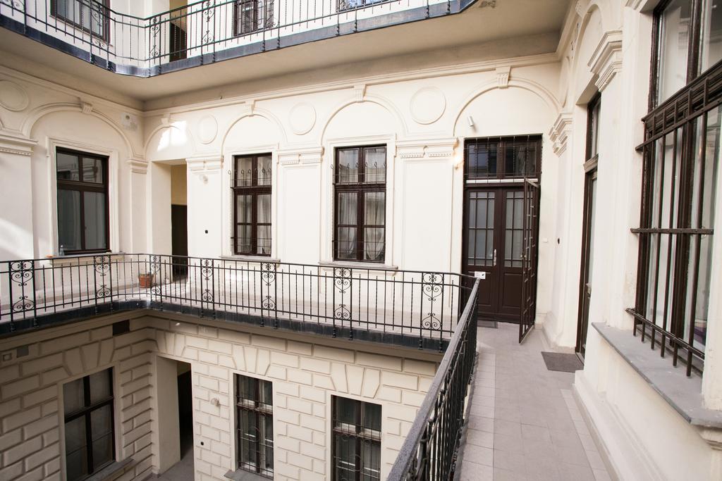 Agora Apartment Budapesta Exterior foto